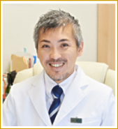 スマイルクリニック　院長 西川雄希　日本形成外科学会専門医